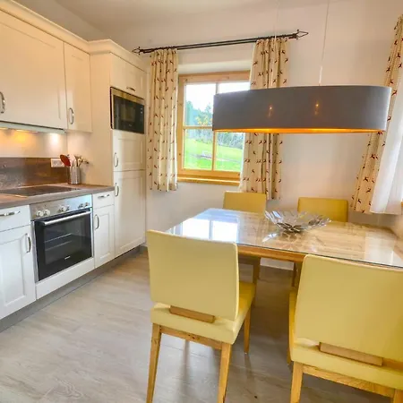 „Chalet 15 Am Sonnenhang“ by Alpen Apartments Wald im Pinzgau